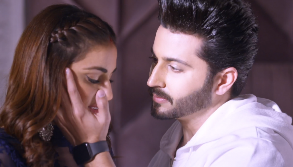 Top 8 Romantic Moments Of Kundali Bhagya Couple Preeta And Karan Tellyexpress Amidst all tension, their love surface despite of differences. kundali bhagya couple preeta and karan
