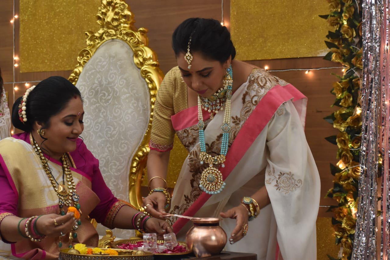 Anupama 22nd May 2021 Written Update: Anupama in a fix! - JustShowBiz