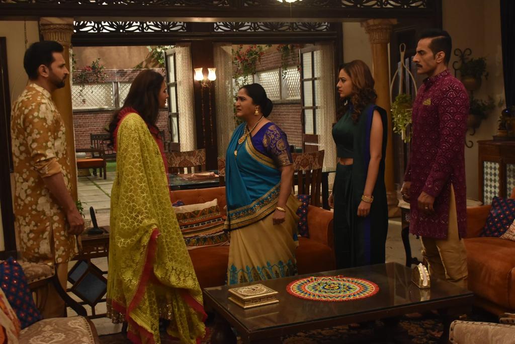 anupama 4th november 2021 written update leela vows to destroy anupama justshowbiz